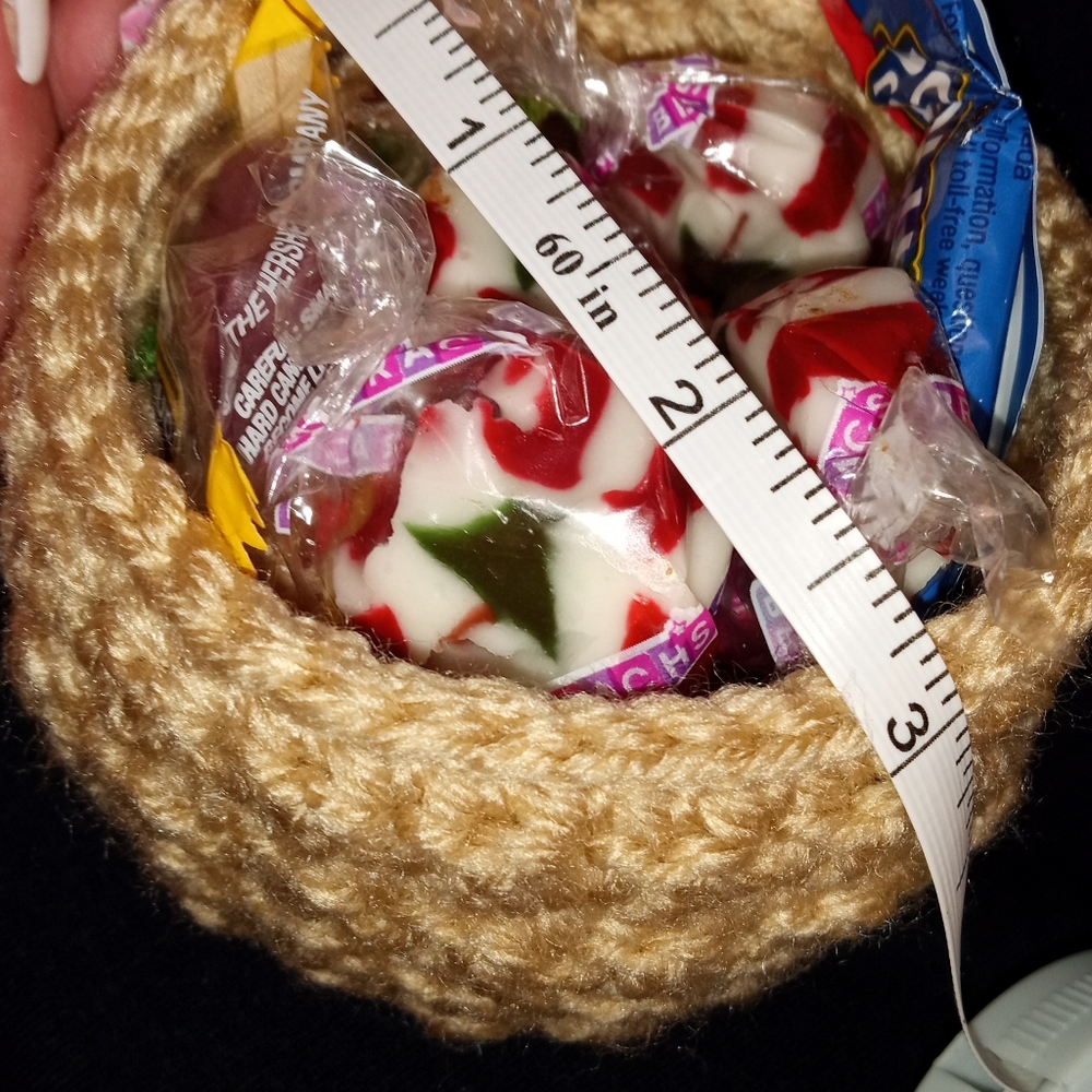 Mini Crochet Basket - Picture 3 of 7